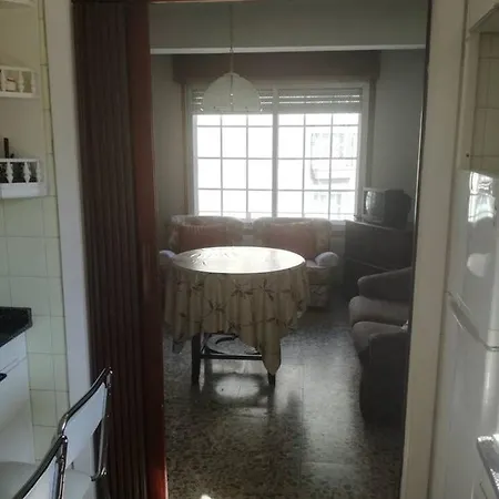 Acogedor Piso Completo En El Centro De * Moaña